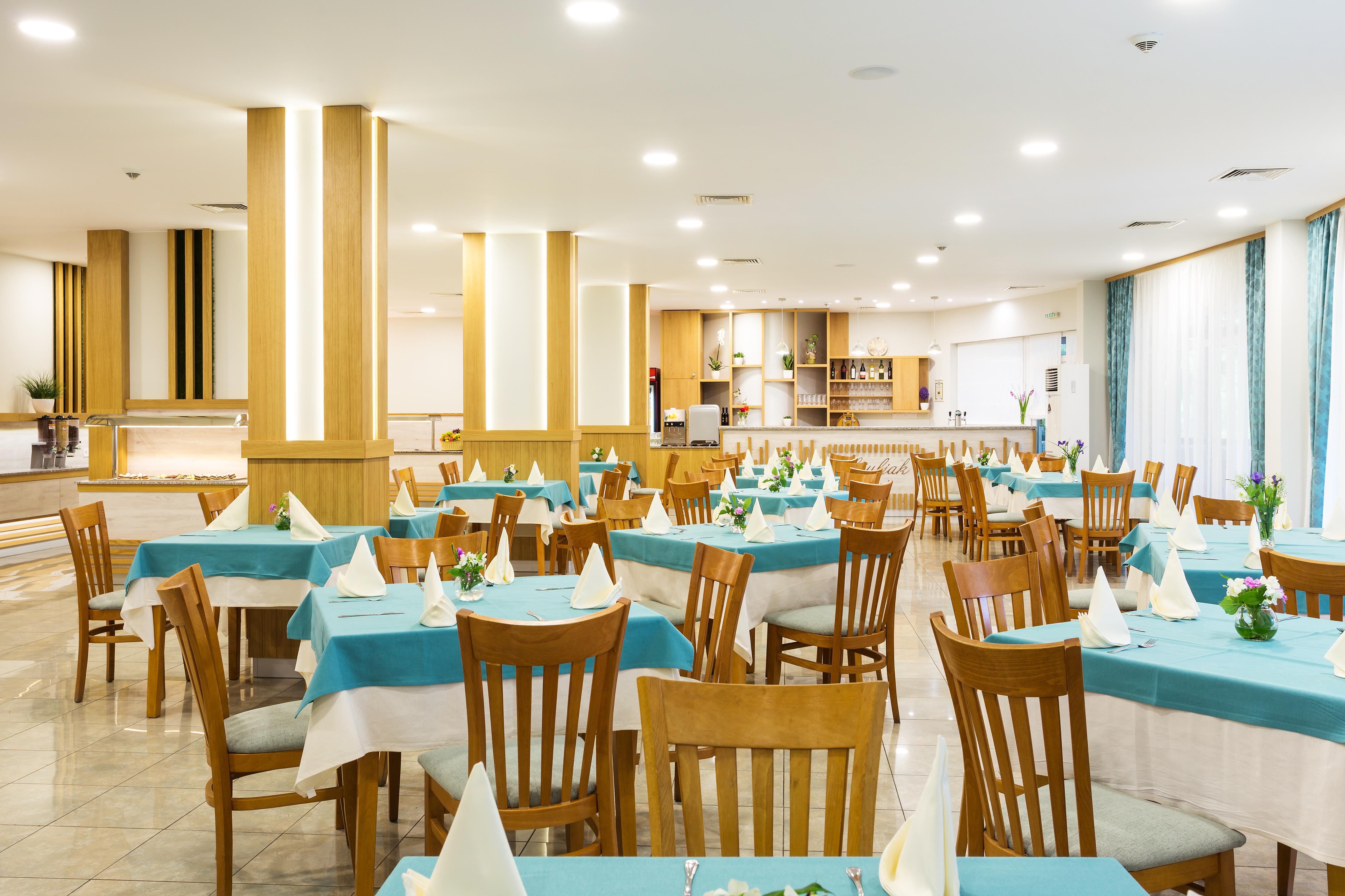 Ljuljak Hotel โกลเดน แซนส์ ภายนอก รูปภาพ
