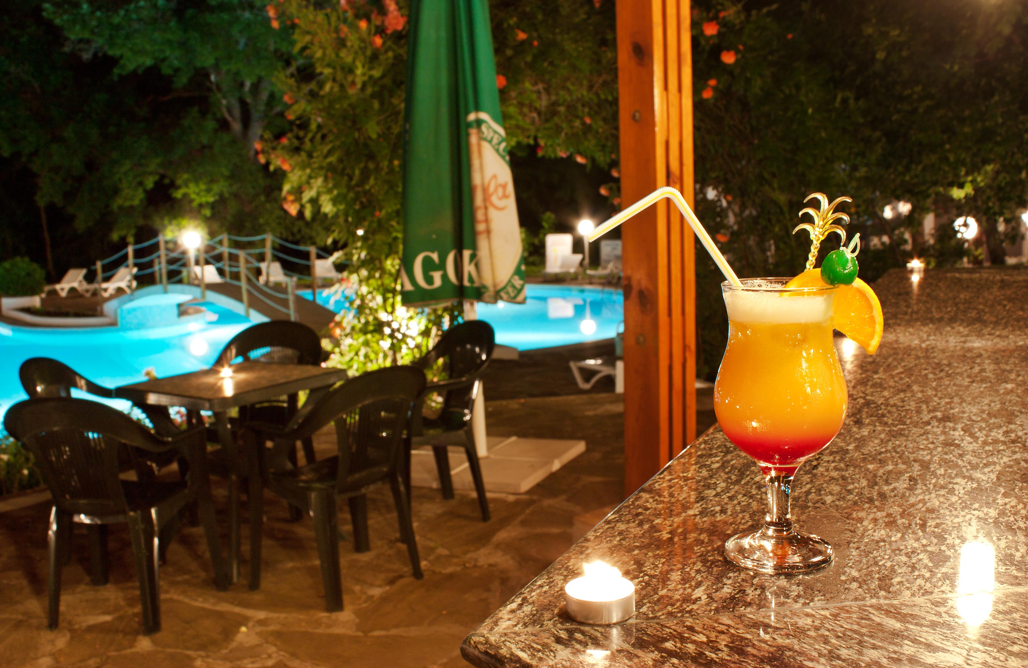 Ljuljak Hotel โกลเดน แซนส์ ภายนอก รูปภาพ