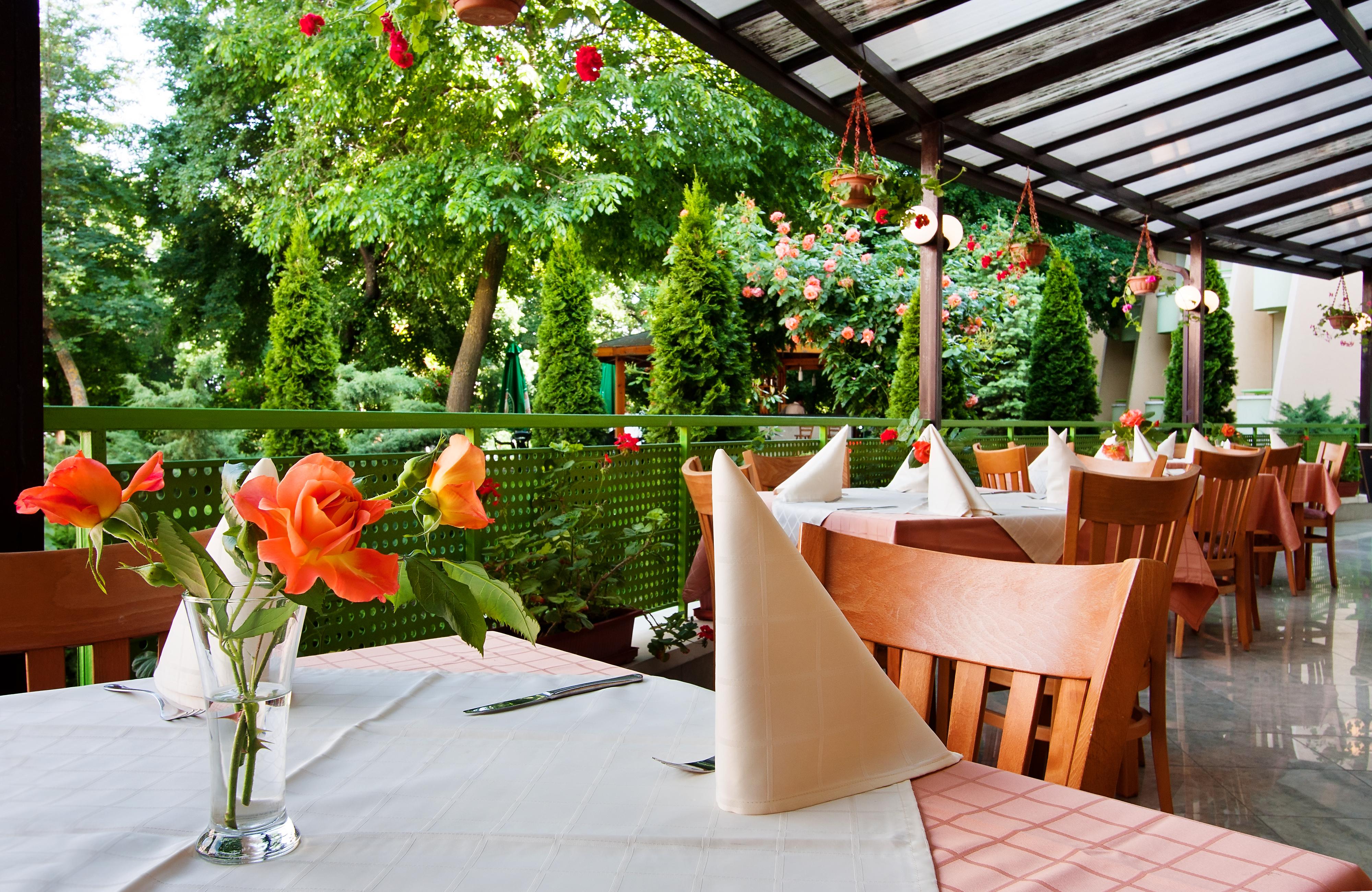 Ljuljak Hotel โกลเดน แซนส์ ภายนอก รูปภาพ