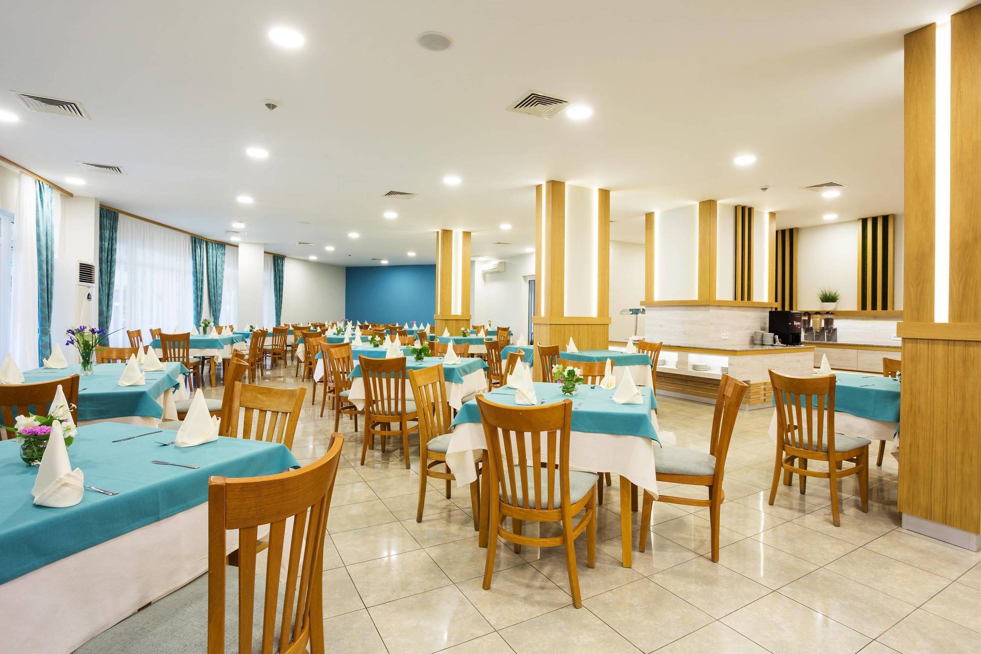 Ljuljak Hotel โกลเดน แซนส์ ภายนอก รูปภาพ