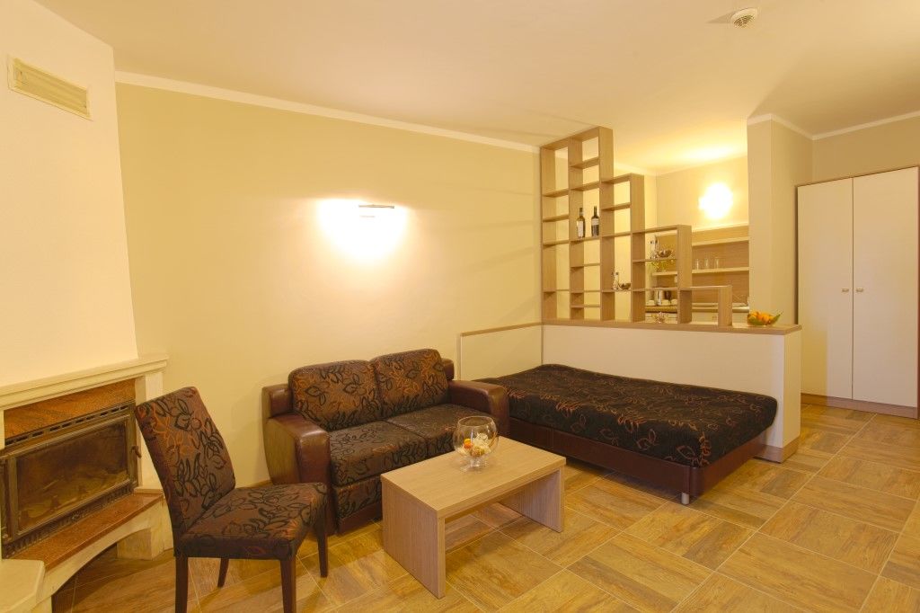 Ljuljak Hotel โกลเดน แซนส์ ภายนอก รูปภาพ